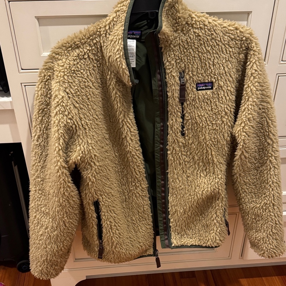 Patagonia Sherpa Fleece Jacket in Tan